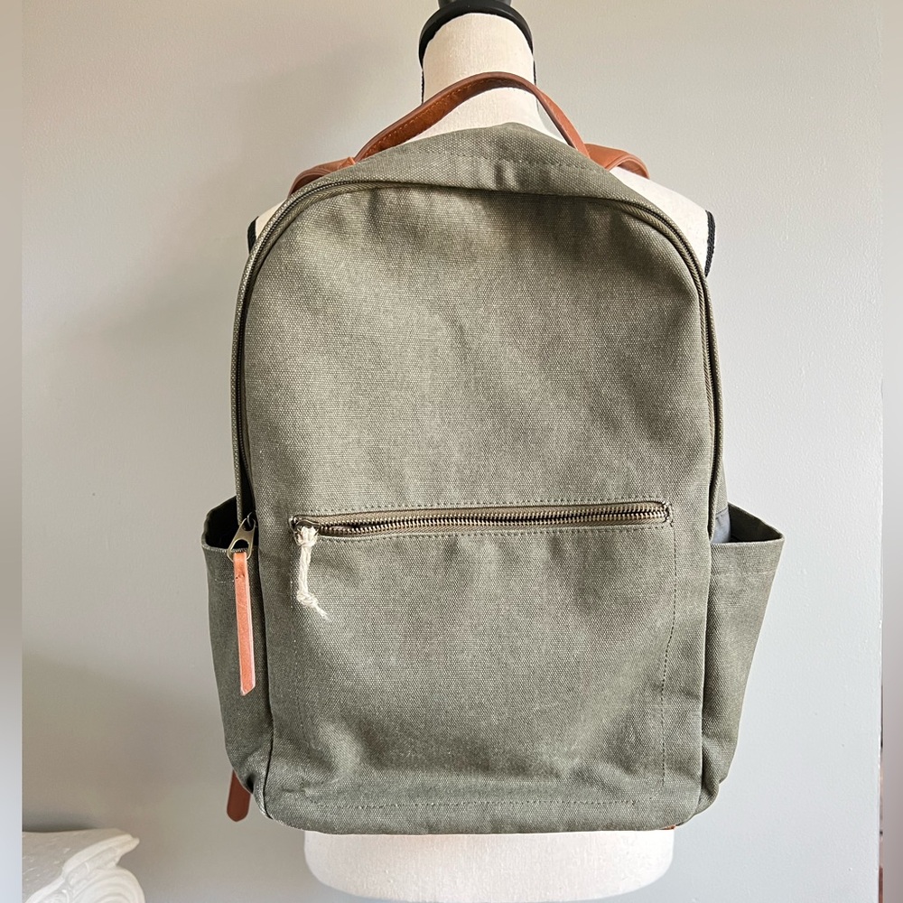 Universal Thread Unisex Green Canvas Backpack Veg… - image 4